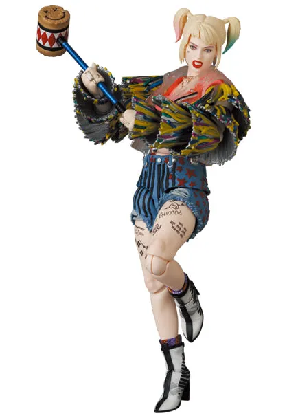 MAFEX DC Comics: Birds of Prey: Harley Quinn (Caution Tape Jacket) Action Figure