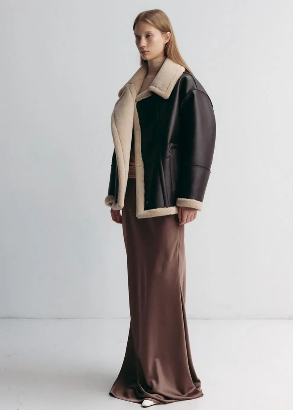 [PRE-ORDER] LEHA | Rosewood Reversible Shearling Jacket (Brown)