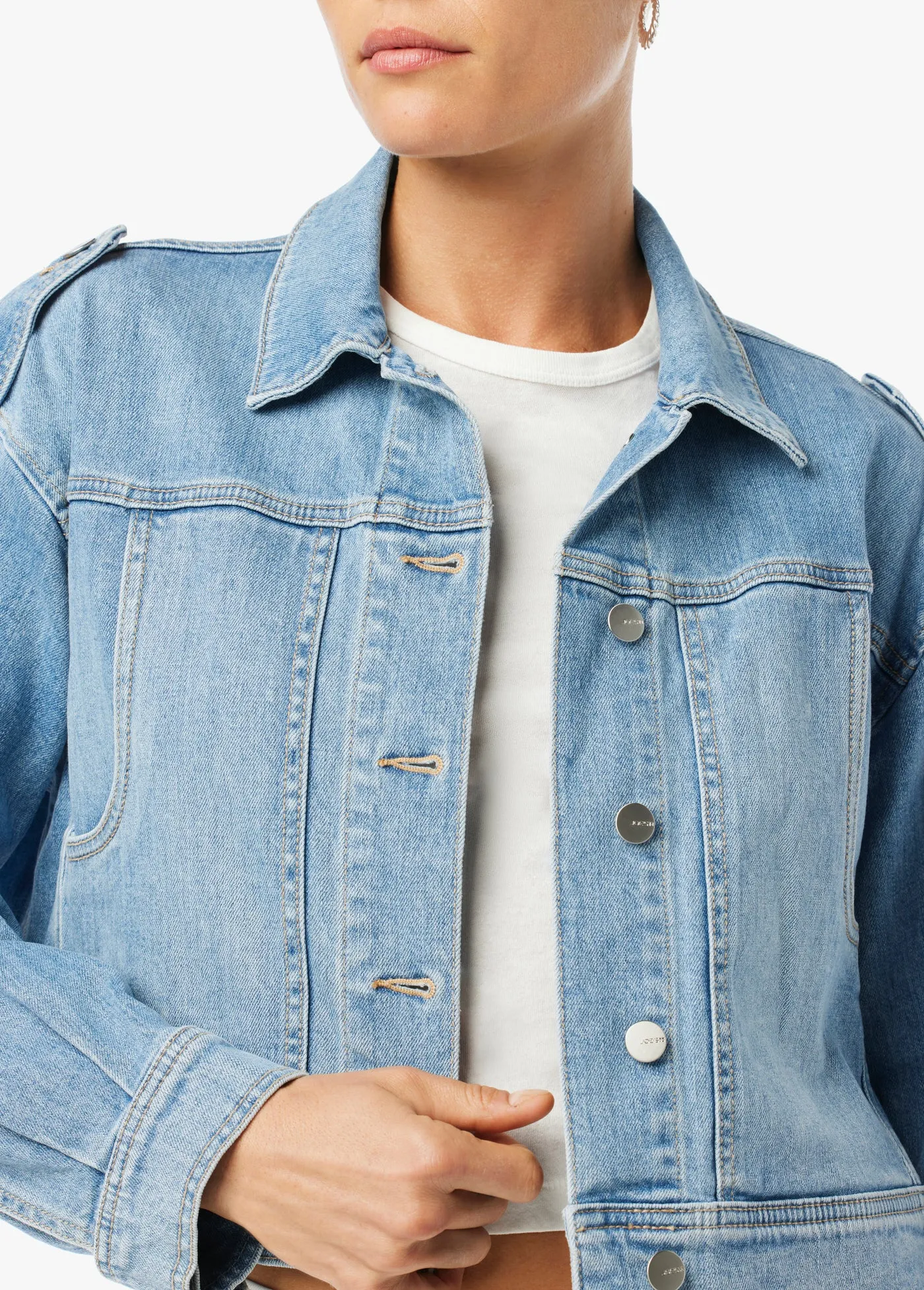 THE BOXY JACKET