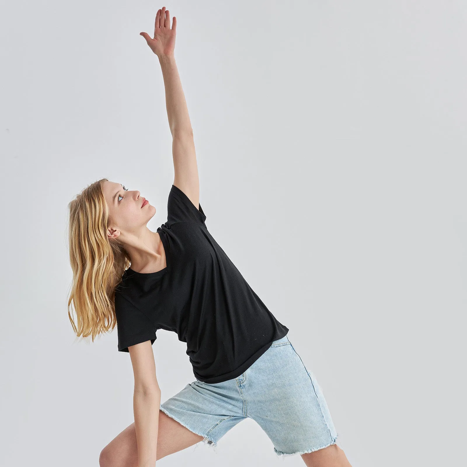 Women’s Merino 170g V-Neck  Short Sleeve T-Shirt  Black